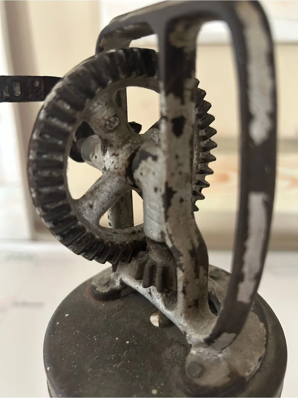 Dazey Churn & Mfg. Co. manual hand